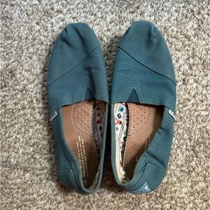 GUC TOMS